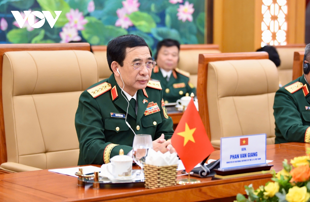 Đại tướng Phan Văn Giang tại hội đàm