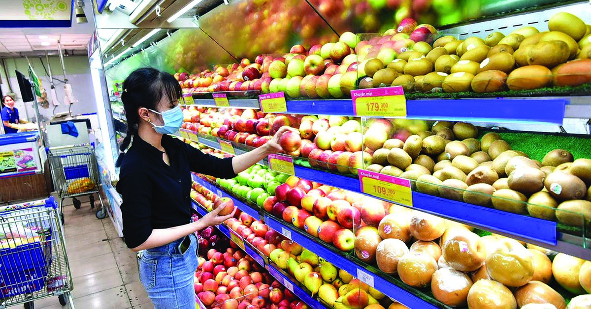 Rửa rau quả bằng nước hay bằng giấm sẽ sạch hơn?