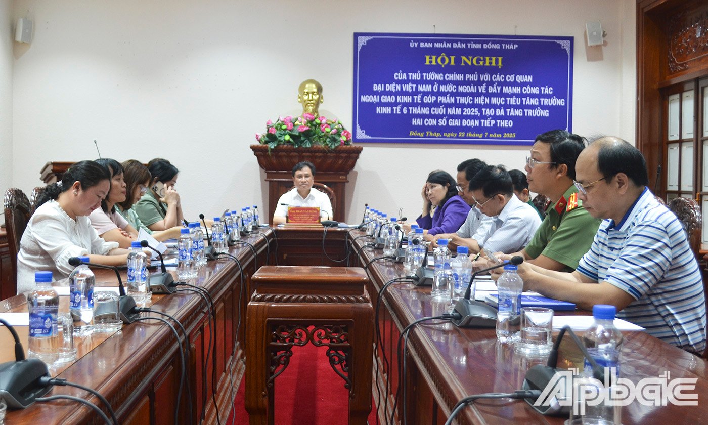 Quang cảnh hội nghị tại điểm cầu tỉnh Đồng Tháp.