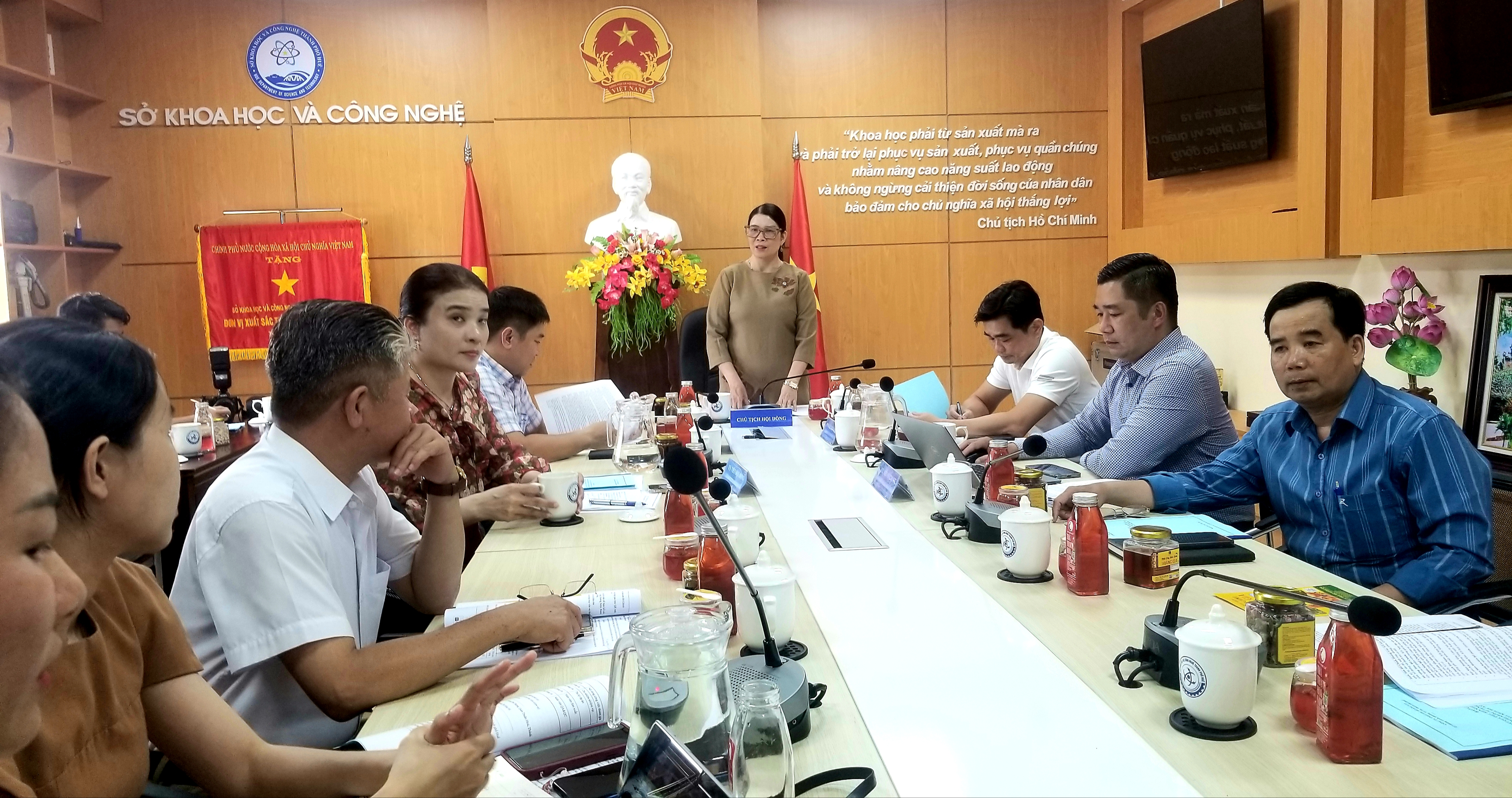 កេងចំណេញពីតម្លៃឱសថរបស់យិនស៊ិន Bo Chinh ដើម្បីបង្កើតជាឈុតគ្រឿងផ្សំ-ផលិតផល-អំណោយសុខភាព