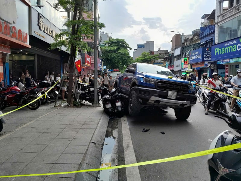 Tài xế bán tải gây tai nạn liên hoàn ở Hà Nội không có nồng độ cồn -0