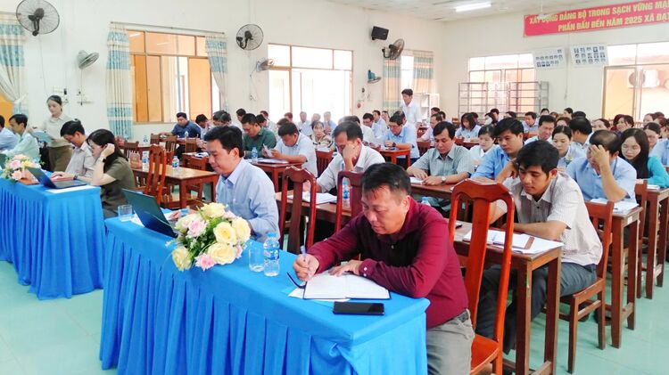 Long Kien Commune sets out key tasks from now until the end of 2025