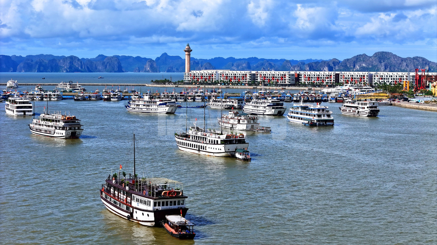 After the storm, Quang Ninh ships set sail