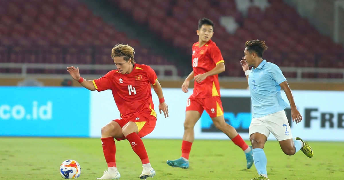 U.23 វៀតណាម ខំប្រឹងទាំងមុនជួបក្រុមខ្លាំង៖ គ្រូបង្វឹក គីម នៅតែមានសុទិដ្ឋិនិយម តើវាព្យាបាលផ្លូវចិត្តទេ?