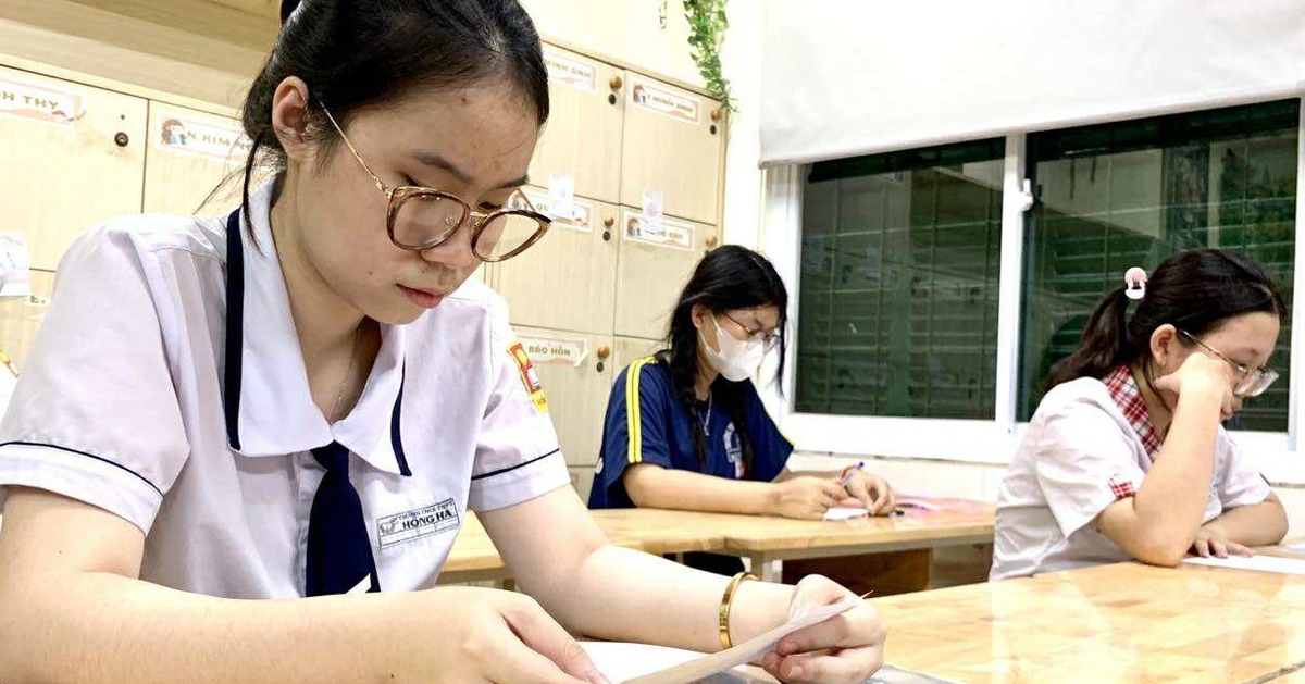 Điểm sàn Trường đại học Sư phạm TP.HCM phân hóa giữa các phương thức
