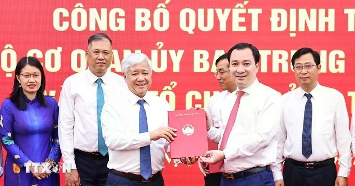 Création du Comité du Parti du Comité central du Front de la patrie du Vietnam