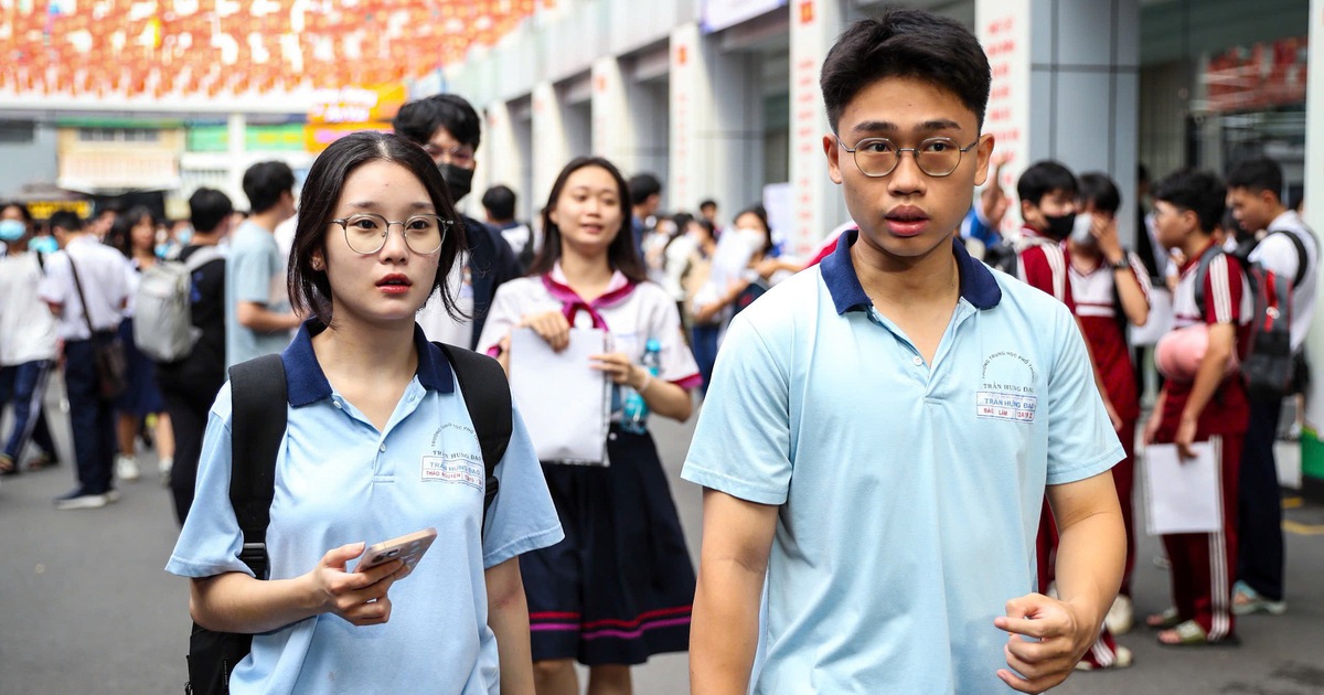 Điểm sàn Trường ĐH Khoa học xã hội và nhân văn TP.HCM năm 2025 giảm nhẹ