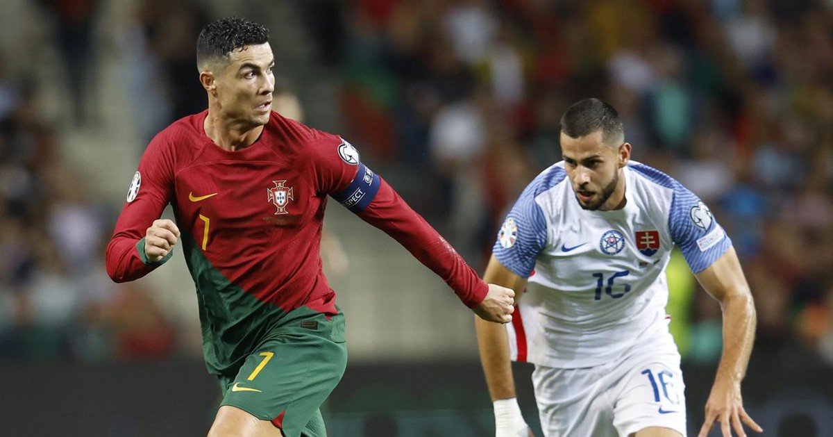 Sốc: Đội bóng của Ronaldo đặt mua cầu thủ 41 triệu USD rồi... 'bom hàng'