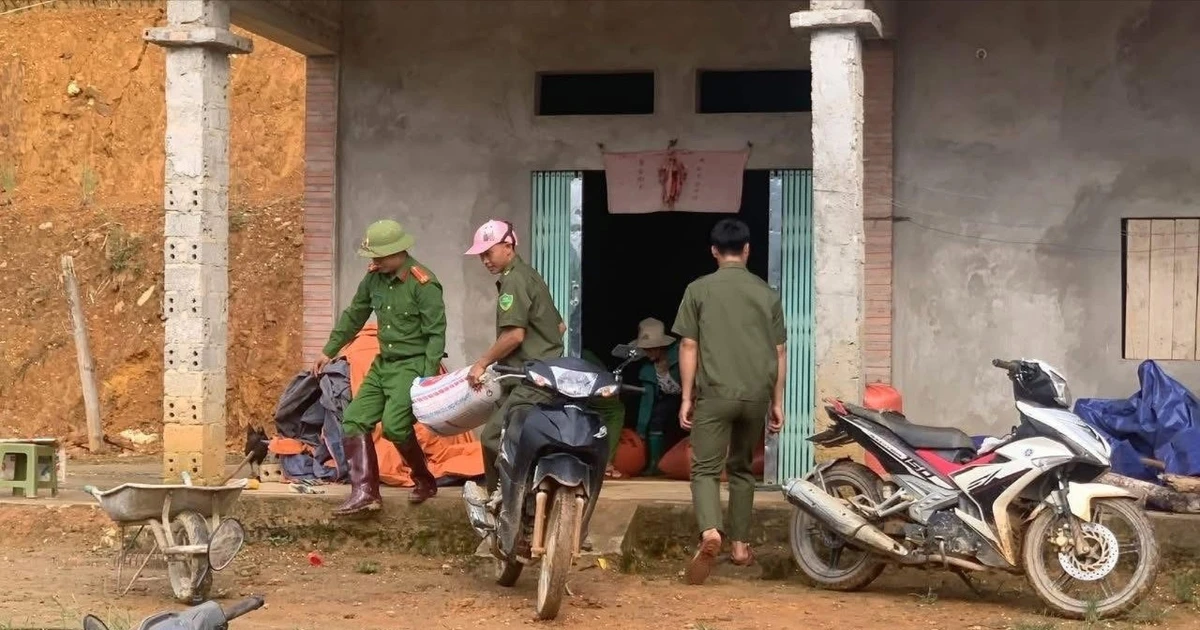 Xã Bắc Hà di chuyển 388 người dân đến nơi an toàn