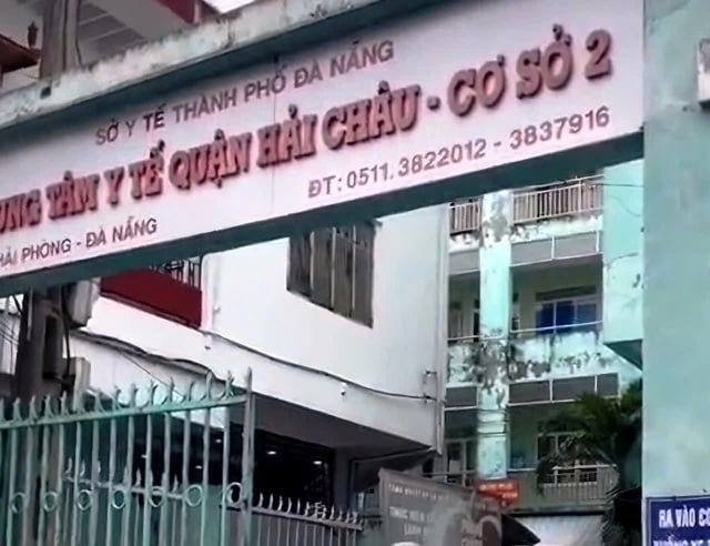 Lãnh đạo Trung tâm Y tế nói gì về việc khám sức khỏe tại 'quán tạp hoá'?- Ảnh 1.