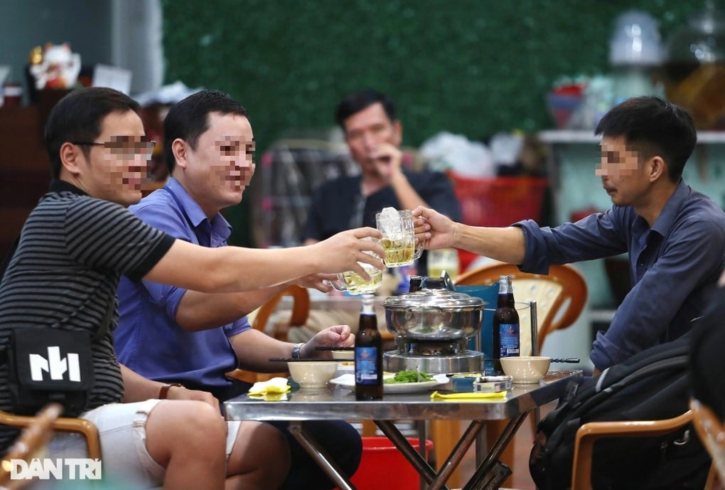 Nam thanh niên vòng bụng 95cm, lá gan kêu cứu - 2