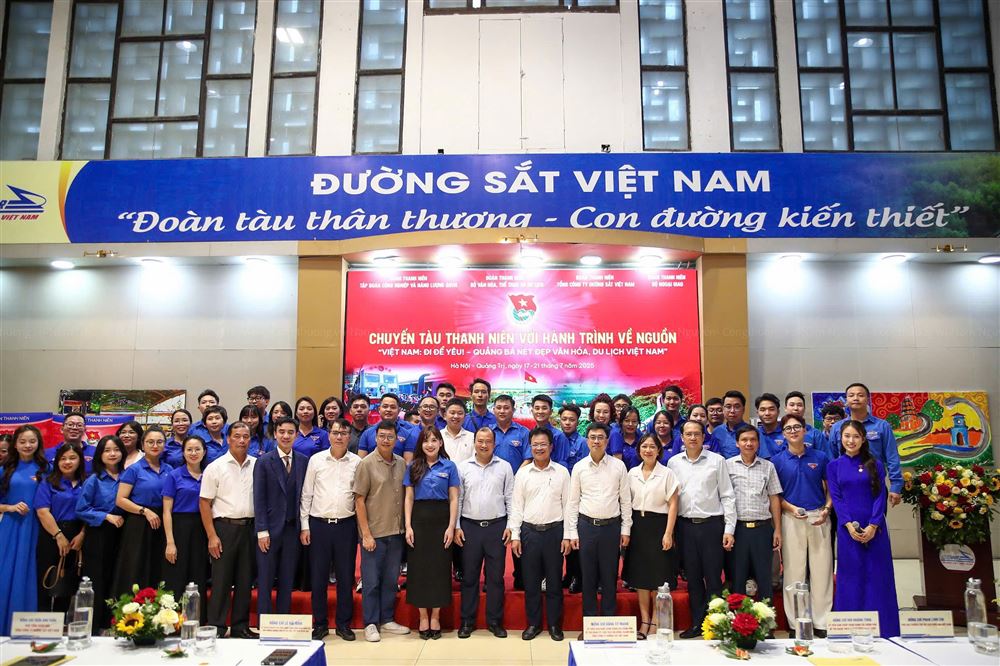 Đoàn Cơ sở Bảo tàng Hồ Chí Minh tham gia chương trình “Chuyến tàu Thanh niên với hành trình về nguồn Việt Nam đi để yêu”