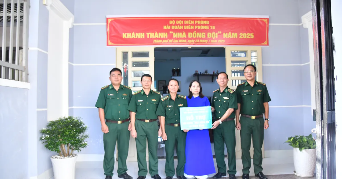 Hải đoàn Biên phòng 18 hỗ trợ xây nhà đồng đội