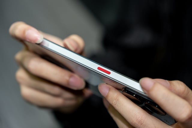 Trải nghiệm Nubia Neo 3: gaming phone giá rẻ sở hữu trigger vật lý - Ảnh 4.