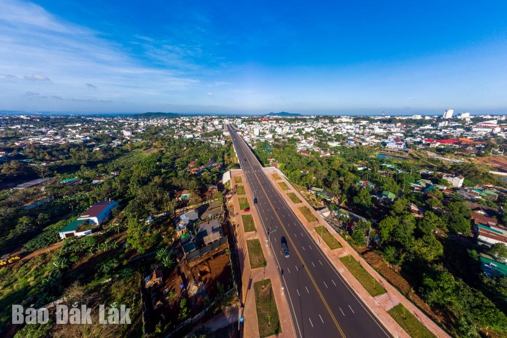 Đại lộ Võ Nguyên Giáp. Ảnh: Hoàng Gia