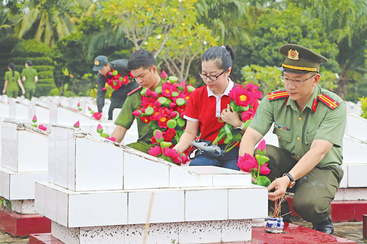 បំភ្លឺភ្លើងនៃការដឹងគុណ