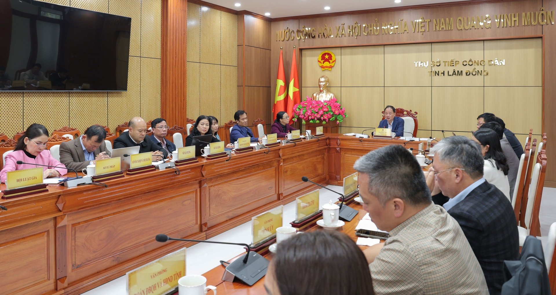 quang-canh.jpg
