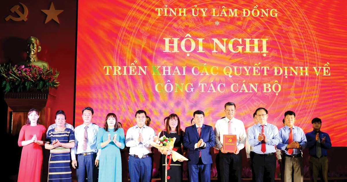 Chào mừng Đại hội Đại biểu Đảng bộ xã Đạ Huoai 3 lần thứ I, nhiệm kỳ 2025-2030:Xây dựng xã Đạ Huoai 3 giàu đẹp - văn minh - nghĩa tình