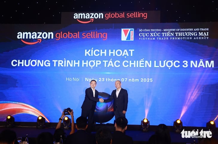 1.000 doanh nghiệp Việt sẽ cạnh tranh sòng phẳng trên sàn thương mại điện tử quốc tế - Ảnh 1.
