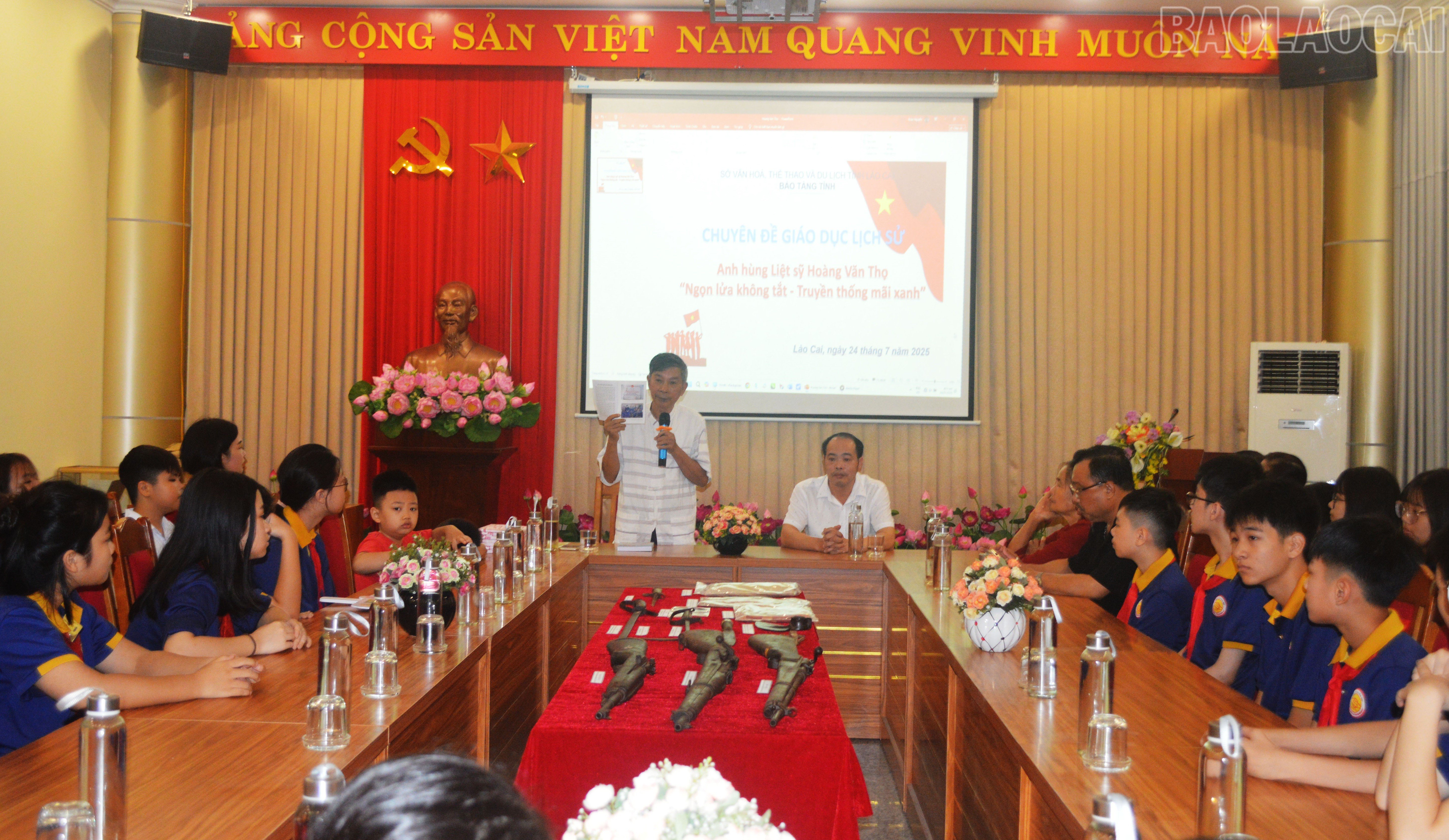 baolaocai-tr_nhavanhalamky-123.jpg