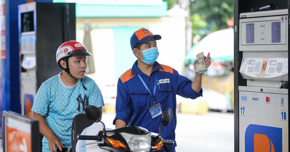 Giá xăng dầu hôm nay 24/7: Dầu thế giới giảm phiên thứ tư liên tiếp