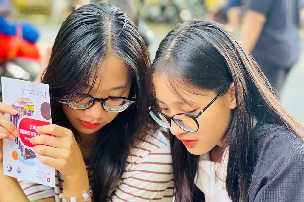 Một trường ĐH hạ điểm sàn 2 ngành học được ví là “vua của mọi ngành” - 1