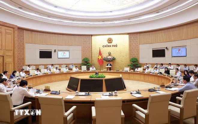 Phiên họp Chính phủ chuyên đề về xây dựng pháp luật tháng 7/2025. (Ảnh: Dương Giang/TTXVN)