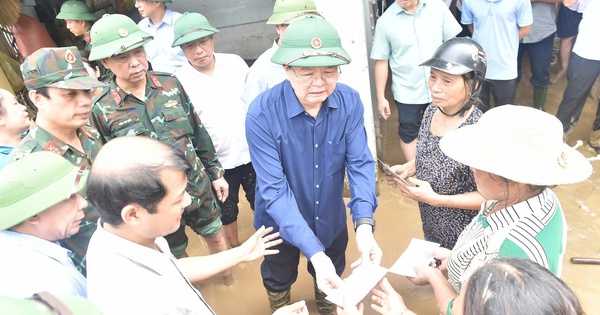 Nghe An province gives top priority to supporting people in flooded areas