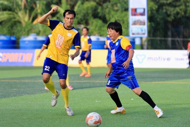 Cong Nham ស៊ុតបានបីគ្រាប់ Hat-trick, Minh 'lit' ស៊ុតបញ្ចូលទីបានពីរដងក្នុងរឿងភាគនៅសាកលវិទ្យាល័យ Dong Thap - រូបថត 12 ។
