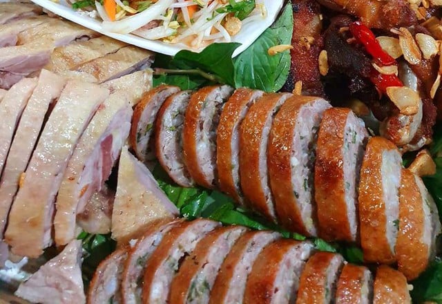 Gom từng cái cổ ngan từ quê ra phố, tôi làm món dồi cổ ngan ngon bất bại, đậm vị quê và ký ức về mẹ- Ảnh 4.