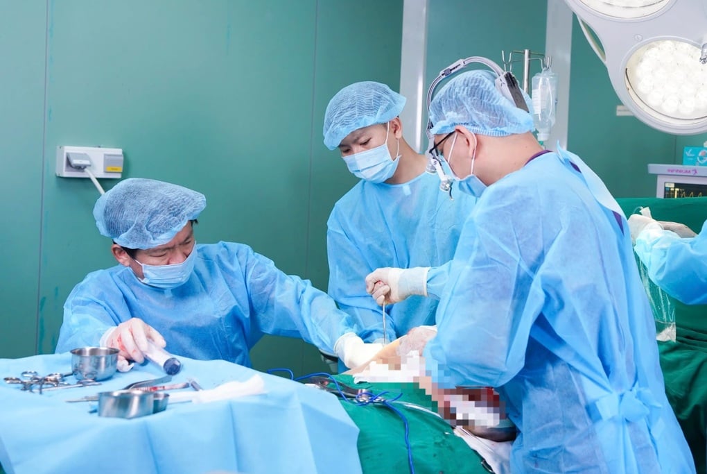 Hỏi ChatGPT, nạn nhân tiêm filler bay từ Hồng Kông sang TPHCM cầu cứu - 1