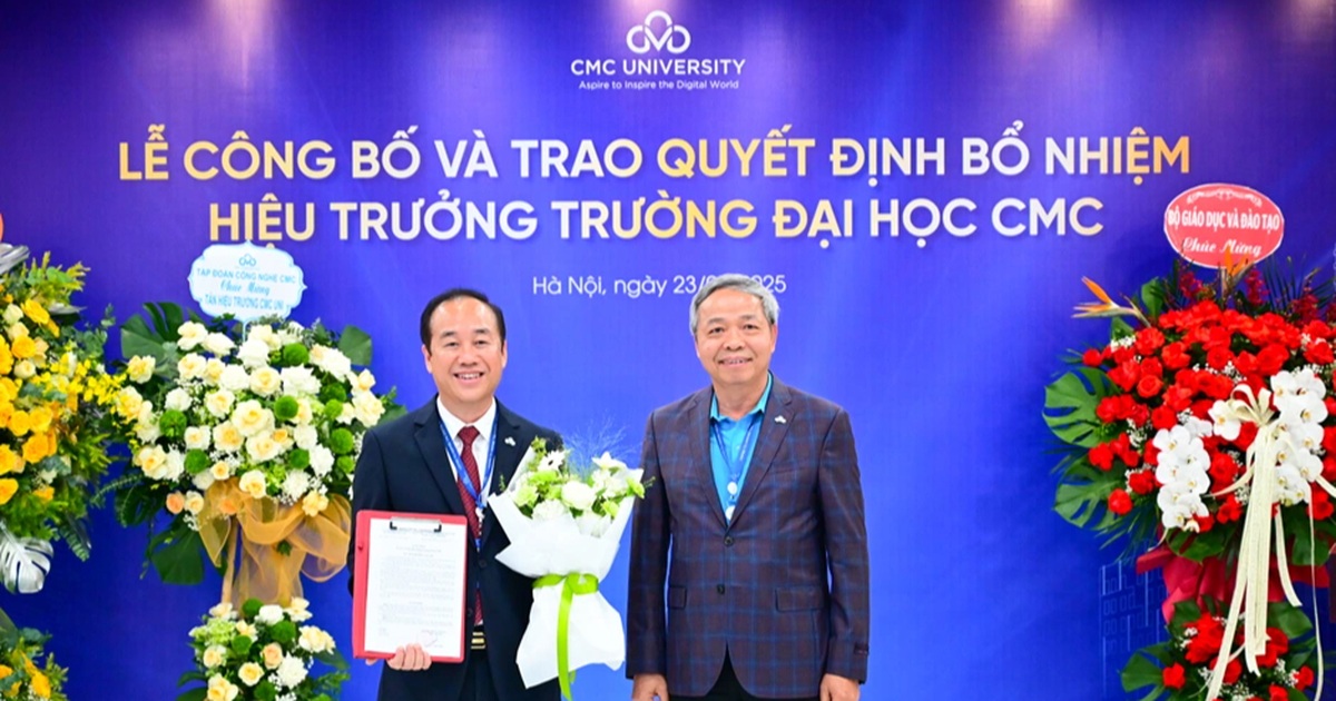 นายเหงียน ทันห์ ตุง ดำรงตำแหน่งอธิการบดีมหาวิทยาลัย CMC