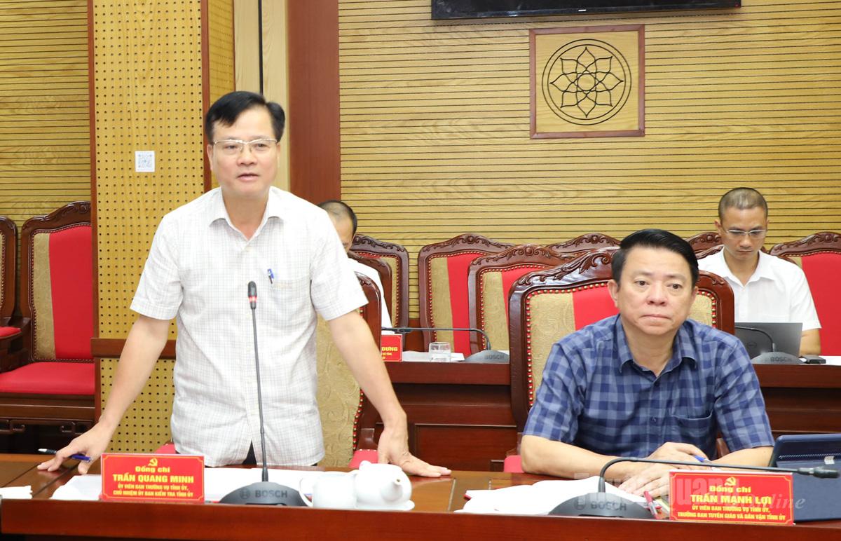 Chủ nhiệm Ủy ban Kiểm tra Tỉnh ủy Trần Quang Minh phát biểu thảo luận tại hội.