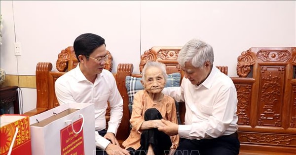 MTTQ Việt Nam tri ân các Bà mẹ Việt Nam Anh hùng và gia đình có công với cách mạng