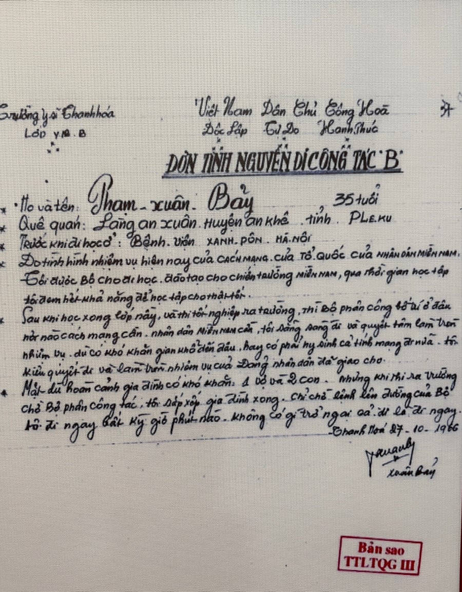 Domanda di volontariato del signor Pham Xuan Bay per recarsi nel Sud. Foto: P.D.