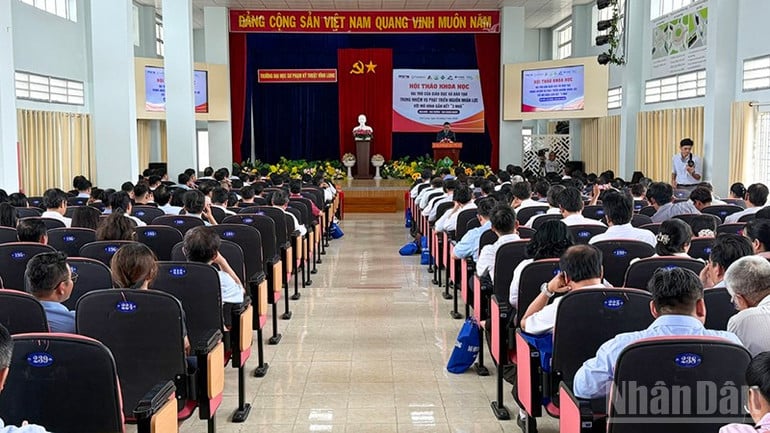 ndo_br_ah-3-quang-canh-hoi-thao.jpg
