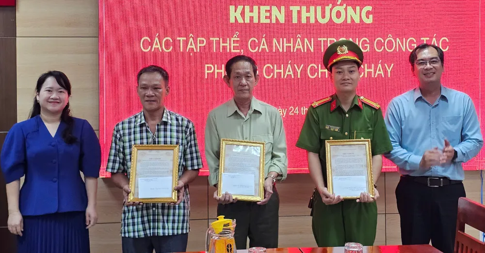 24-7. Thủ Đức 3.jpg