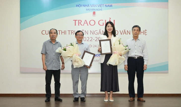 រឿង​ខ្លី​របស់​កាសែត វ៉ាន់ ង៉ែ រង​ការ​រិះគន់ អ្នក​រៀបចំ​និយាយ​ថា​ម៉េច? - រូបថត ១.