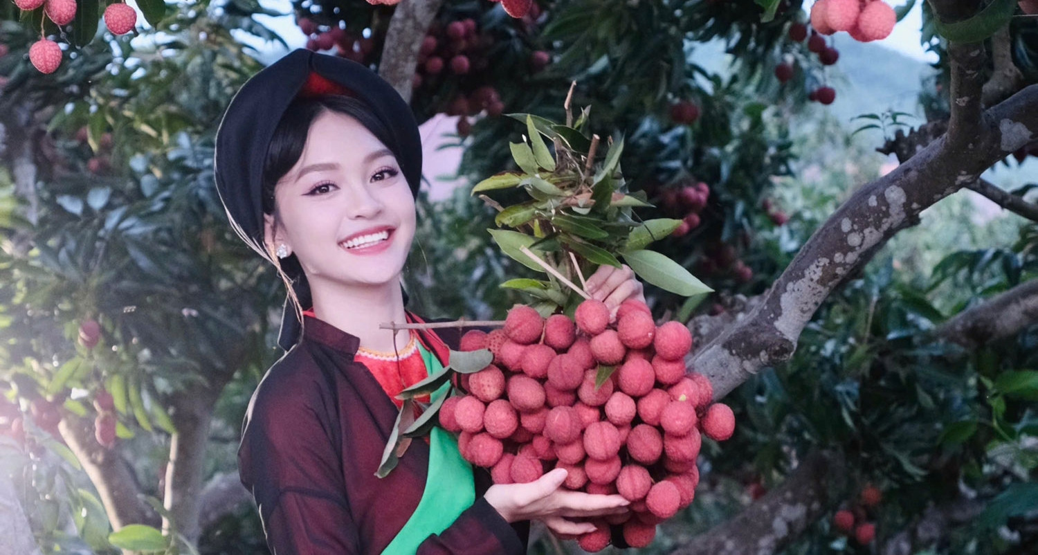 'Ngọc nữ quan họ' mang dân ca Việt đến sân khấu quốc tế là ai?