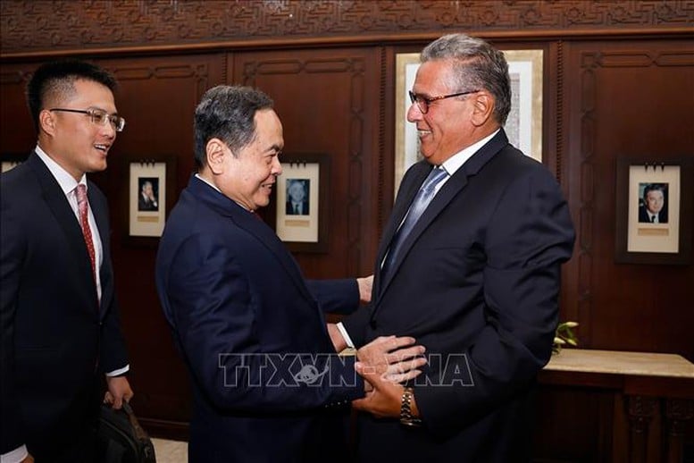Chủ tịch Quốc hội Trần Thanh Mẫn hội kiến Thủ tướng Morocco Aziz Akhannouch- Ảnh 1.