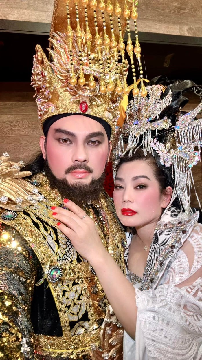 Tiểu Phụng trở lại sàn diễn mang nỗi nhớ về cha - NSƯT Minh Phụng - Ảnh 3.