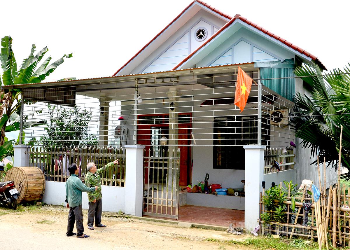 Ngôi nhà của gia đình thương binh Nguyễn Văn Vương ở xã Yên Phú được xây dựng khang trang với sự hỗ trợ từ Nhà nước.