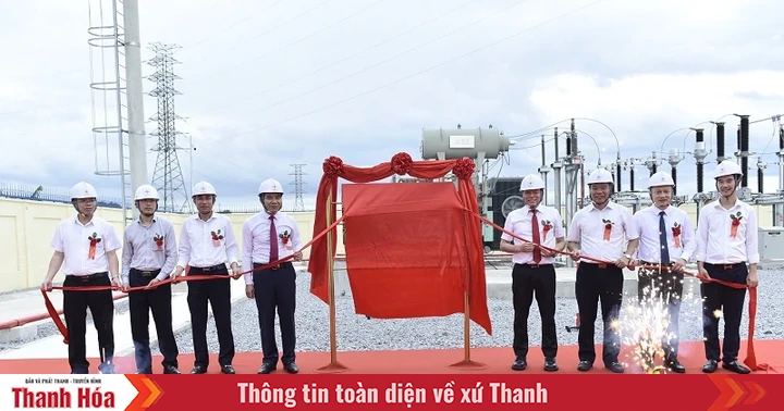ការ​ដាក់​ស្លាក​សញ្ញា​នៅ​គម្រោង​ស្វាគមន៍​សមាជ​គណៈប្រតិភូ​នៃ​គណៈកម្មាធិការ​បក្ស​នៃ​ក្រុម​អគ្គិសនី​វៀតណាម