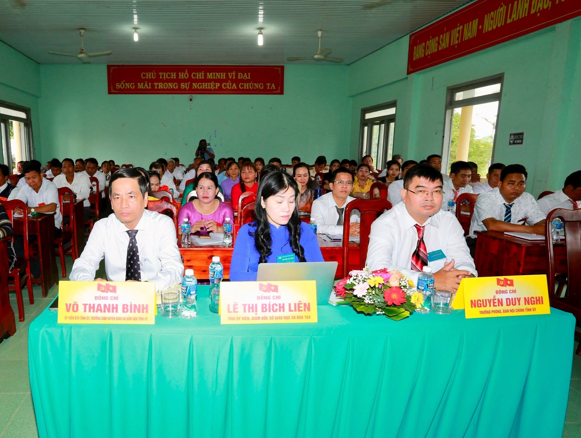 Lãnh đạo tỉnh dự Đại hội