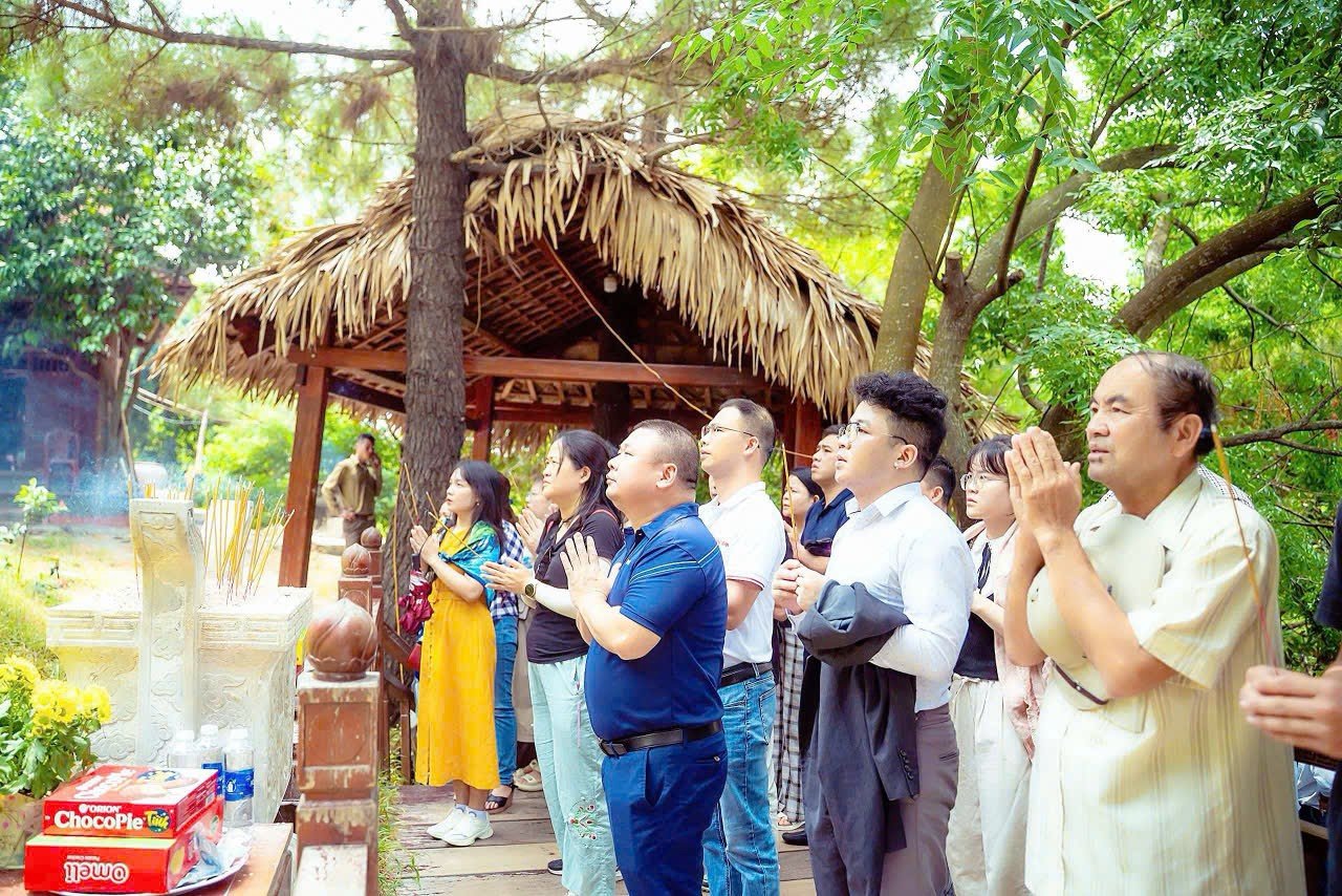 MB viết tiếp Hành trình “Về nguồn” cùng phóng viên báo chí
