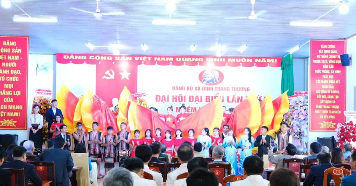 Image of the 1st Party Congress of Dinh Trang Thuong Commune