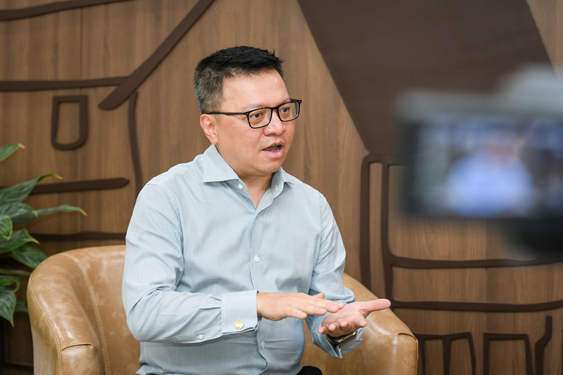Báo chí phải "gây nghiện" độc giả - Ảnh 1.