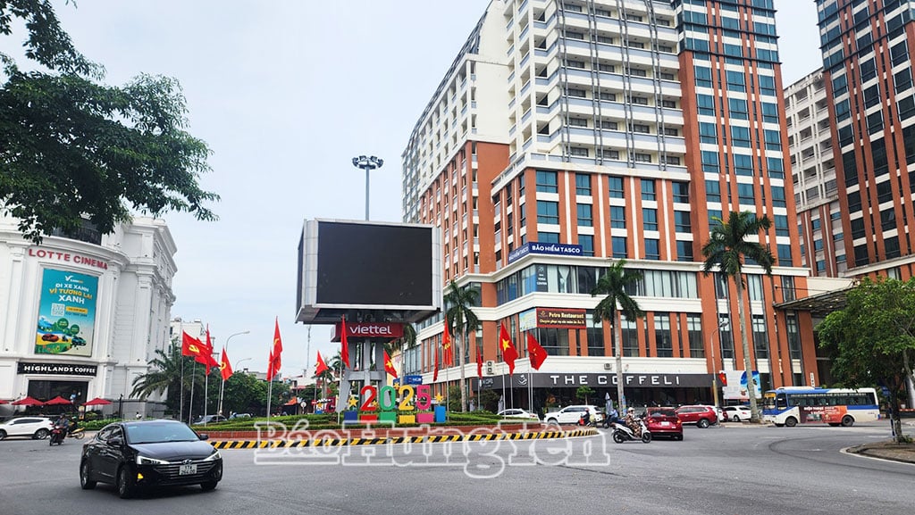 Đường Lê Lợi, phường Thái Bình.