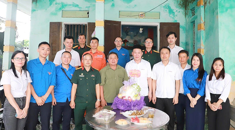 Công ty Nhiệt điện Nghi Sơn: Tri ân, tặng quà nhân Ngày Thương binh, liệt sĩ
