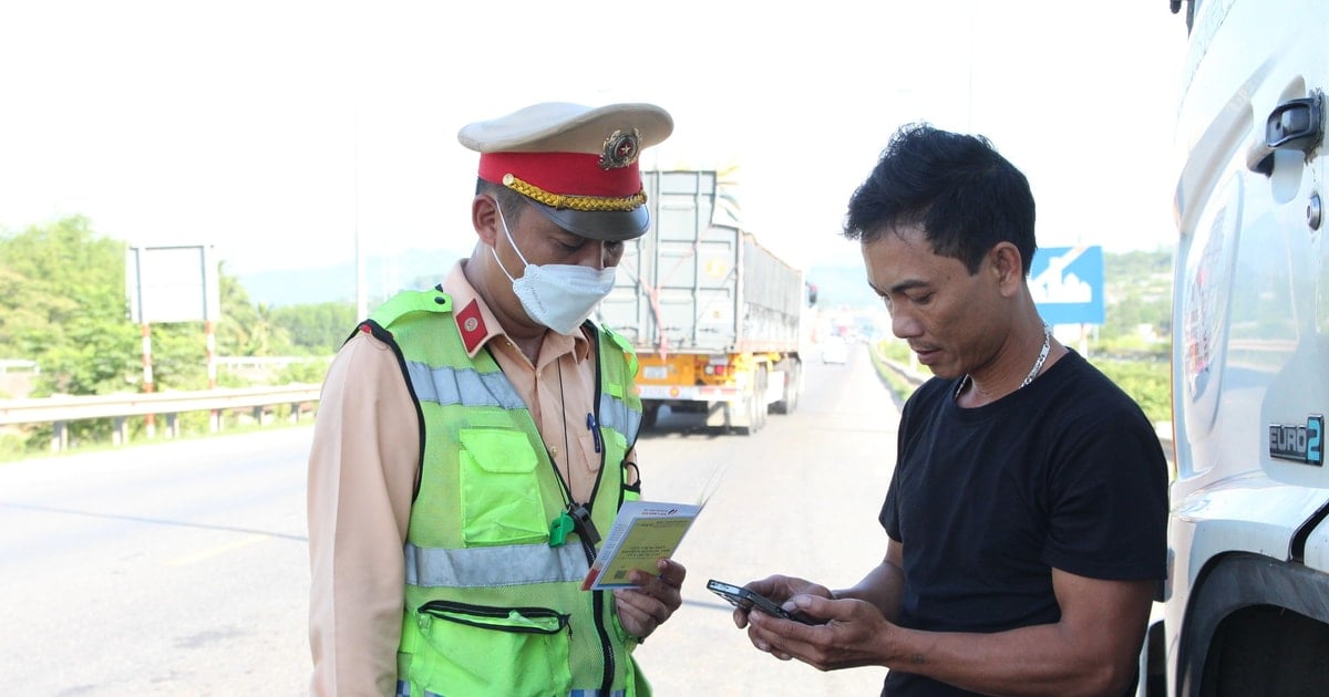 Xử lý nghiêm vi phạm giao thông trên cao tốc Hòa Liên - Túy Loan